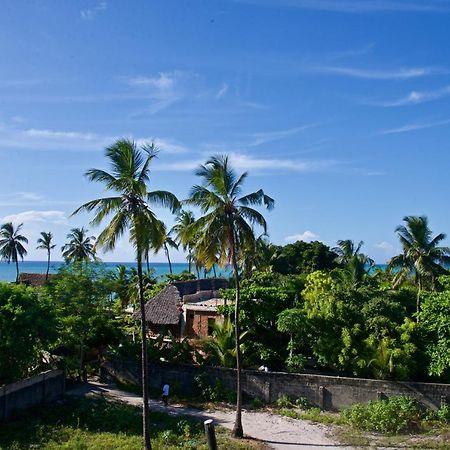 Meck'S Inn Lodge Nungwi Esterno foto